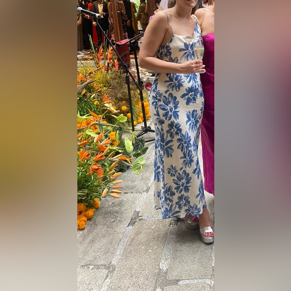 SOLD ✨ - Picture 2 of 2